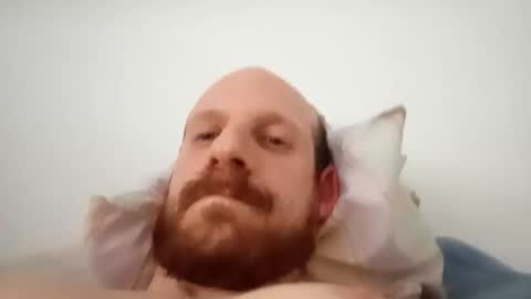 Snapshot of elmatirestrepo chatting on December 6, 7:12 pm Mati Restrepo online show from December 6, 7:12 pm