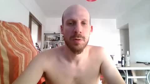 Snapshot of elmatirestrepo chatting on December 28, 12:45 pm Mati Restrepo online show from December 28, 12:45 pm