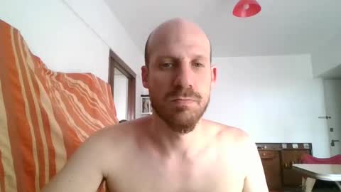 Snapshot of elmatirestrepo chatting on December 30, 12:52 pm Mati Restrepo online show from December 30, 12:52 pm