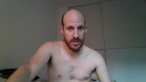 Snapshot of elmatirestrepo chatting on January 5, 10:50 pm Mati Restrepo online show from January 5, 10:50 pm