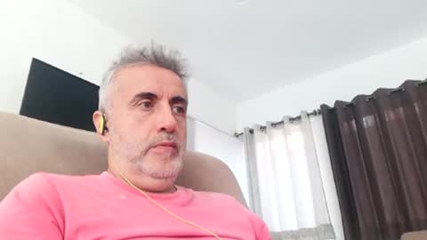 Snapshot of elmejorfvb2 chatting on December 1, 7:14 pm fer online show from December 1, 7:14 pm