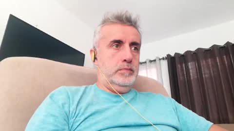 Snapshot of elmejorfvb2 chatting on December 8, 5:55 pm fer online show from December 8, 5:55 pm