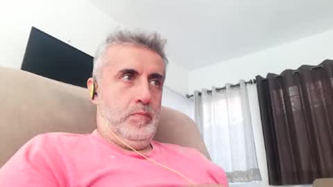 Snapshot of elmejorfvb2 chatting on December 10, 5:55 pm fer online show from December 10, 5:55 pm