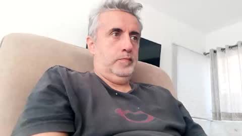 Snapshot of elmejorfvb2 chatting on January 22, 6:10 pm fer online show from January 22, 6:10 pm