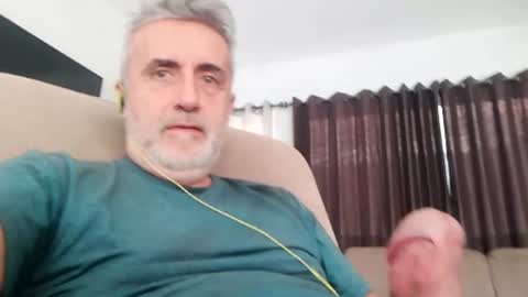 Snapshot of elmejorfvb2 chatting on February 13, 7:31 pm fer online show from February 13, 7:31 pm