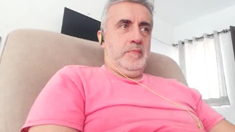 Snapshot of elmejorfvb2 chatting on February 17, 5:43 pm fer online show from February 17, 5:43 pm