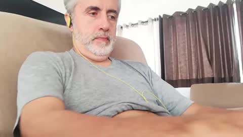 fer online show from September 9, 3:11 pm