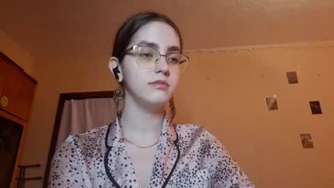 Kate online show from March 13, 12:45 pm