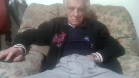 Snapshot of elmo191271 chatting on October 13, 4:23 am elmo191271 online show from October 13, 4:23 am