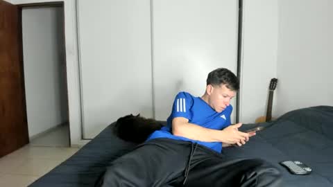 elnenedearg online show from October 7, 1:36 am