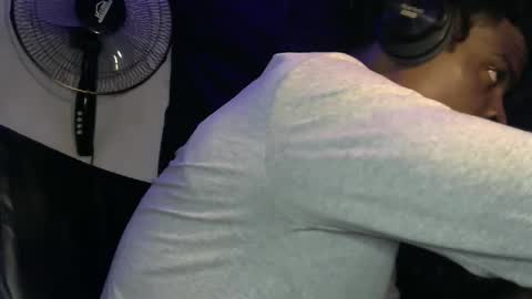 Snapshot of elniga21 chatting on December 30, 6:09 am EL NIIGGGAA  21                                                                  EL NIGGA  21 online show from December 30, 6:09 am