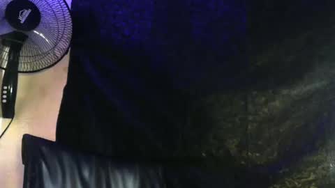 Snapshot of elniga21 chatting on January 16, 12:12 am EL NIIGGGAA  21                                                                  EL NIGGA  21 online show from January 16, 12:12 am