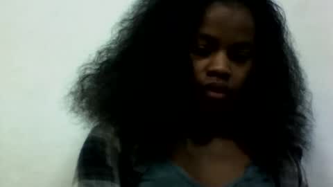elodie228680 online show from June 7, 3:43 am