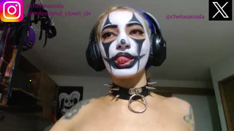 Chelsea  Please help me to reach 100 thumbs up online show from September 22, 9:11 am