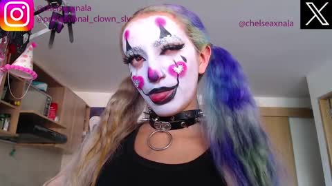 Chelsea  Please help me to reach 100 thumbs up online show from October 2, 8:38 pm