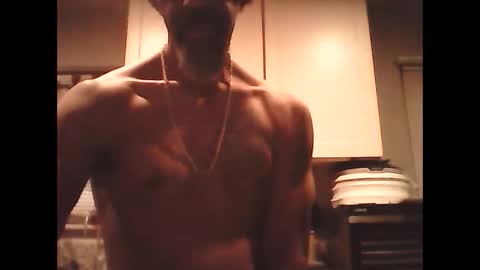 Snapshot of elparador chatting on February 1, 1:12 am El Parador online show from February 1, 1:12 am