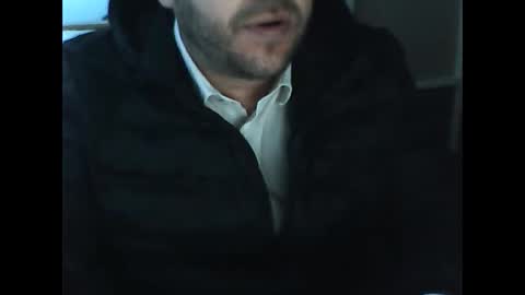 Snapshot of elpeladilla chatting on December 8, 7:26 am elpeladilla online show from December 8, 7:26 am