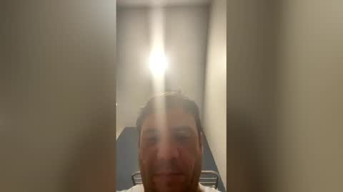 Snapshot of elraborecto chatting on March 2, 1:08 am elraborecto online show from March 2, 1:08 am