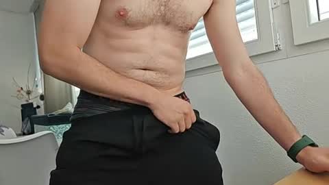 elrubiyo25 online show from July 8, 12:31 pm