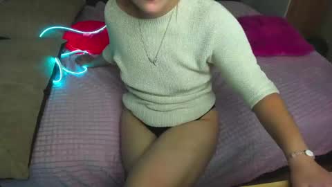 Elsa  online show from February 18, 9:32 am