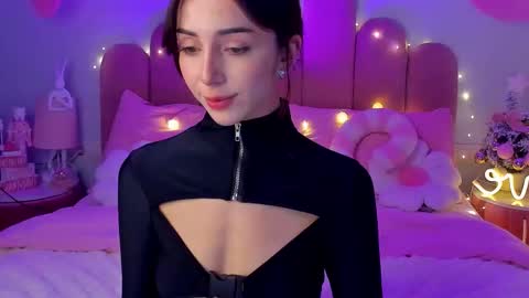 Michelle online show from December 14, 7:51 pm