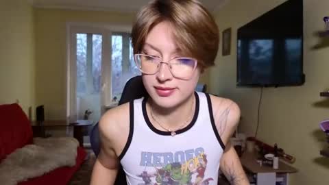 Snapshot of elsaangel chatting on October 24, 1:57 am elsaangel online show from October 24, 1:57 am