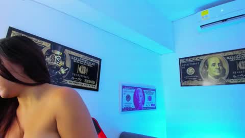 Elsa online show from January 28, 12:22 pm