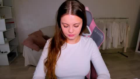 Luna online show from December 18, 10:16 pm