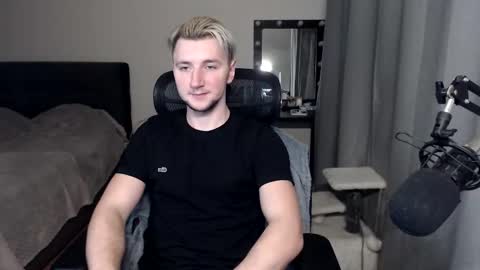 Elvin Vaenight online show from October 30, 6:52 pm