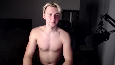 Elvin Vaenight online show from November 1, 6:21 pm