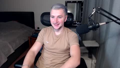 Elvin Vaenight online show from November 8, 10:52 pm