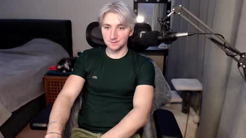 Elvin Vaenight online show from November 11, 10:32 pm