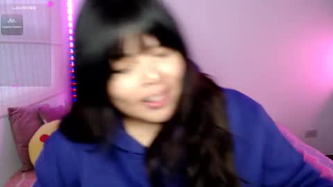 Snapshot of elymoon chatting on July 9, 11:09 pm Ely online show from July 9, 11:09 pm