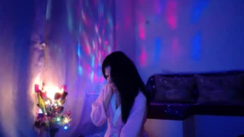Snapshot of elysasun chatting on January 16, 9:30 pm Elisa online show from January 16, 9:30 pm