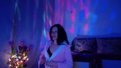 Snapshot of elysasun chatting on March 2, 1:15 am Elisa online show from March 2, 1:15 am