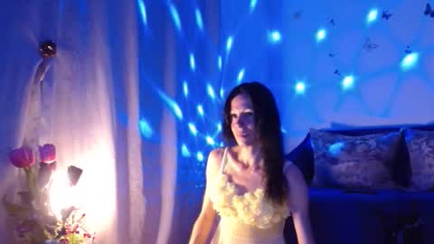Snapshot of elysasun chatting on September 17, 6:31 pm Elisa online show from September 17, 6:31 pm