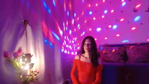 Snapshot of elysasun chatting on July 17, 9:08 pm Elisa online show from July 17, 9:08 pm