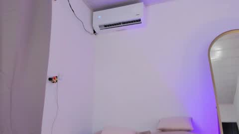 Michelle online show from October 17, 7:38 pm