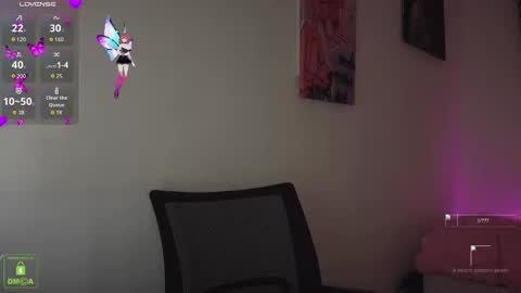 Em1l1a online show from October 9, 8:51 pm