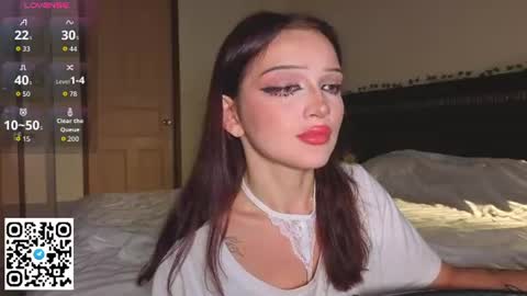 em1ly666 online show from July 26, 9:43 pm