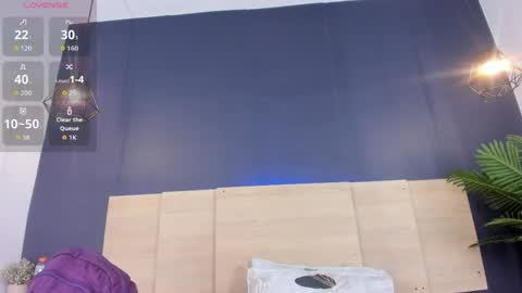 Emily online show from March 31, 11:43 am