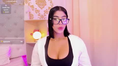 Ema Lambert  online show from December 5, 5:09 pm