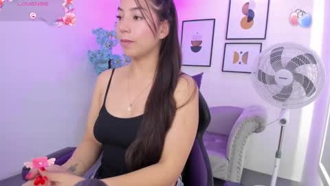 Ema louisx  online show from February 8, 4:57 pm