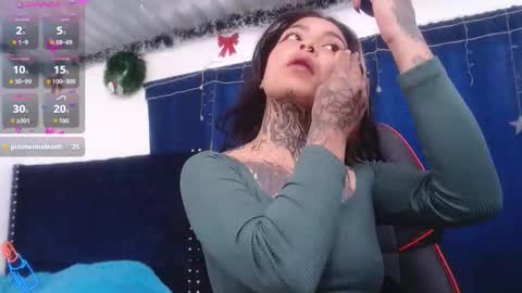 ema_ploxx online show from December 15, 2:43 pm