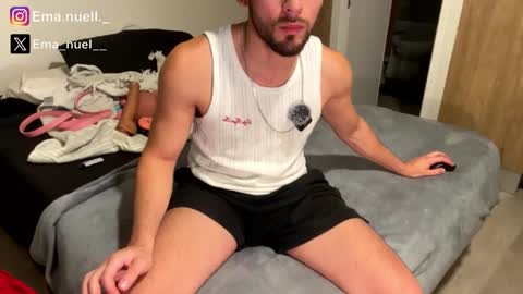 emanuell___ online show from April 22, 1:08 am