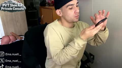 emanuell___ online show from July 22, 9:39 pm