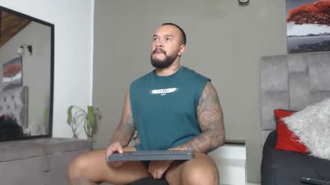 emanuelspencer online show from December 3, 9:07 am