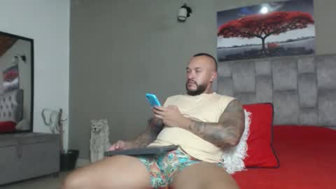 Snapshot of emanuelspencer chatting on January 7, 6:54 pm emanuelspencer online show from January 7, 6:54 pm