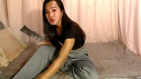 Trans cummer online show from January 28, 8:57 am