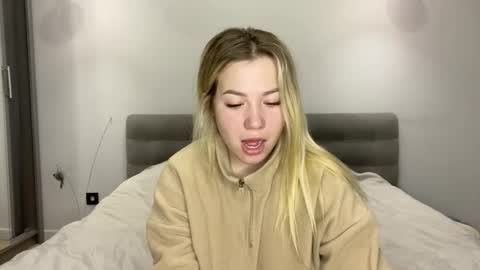 Alice online show from December 1, 5:12 am